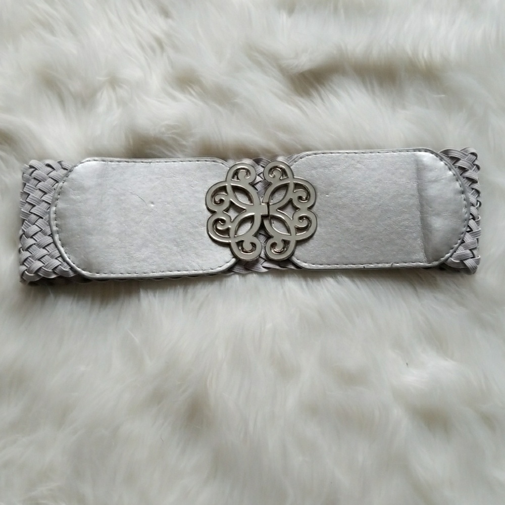 Free Silver Belt w/purchase